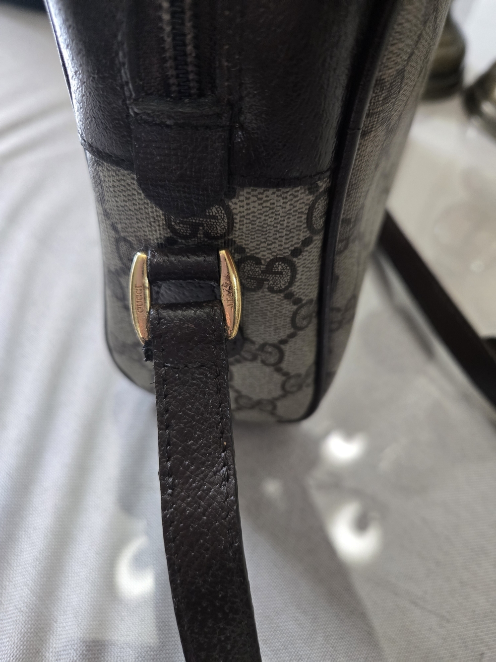 Gucci Monogram Crossbody Bag in Brown/Tan with Green & Red Stripe - Picture 4 of 10